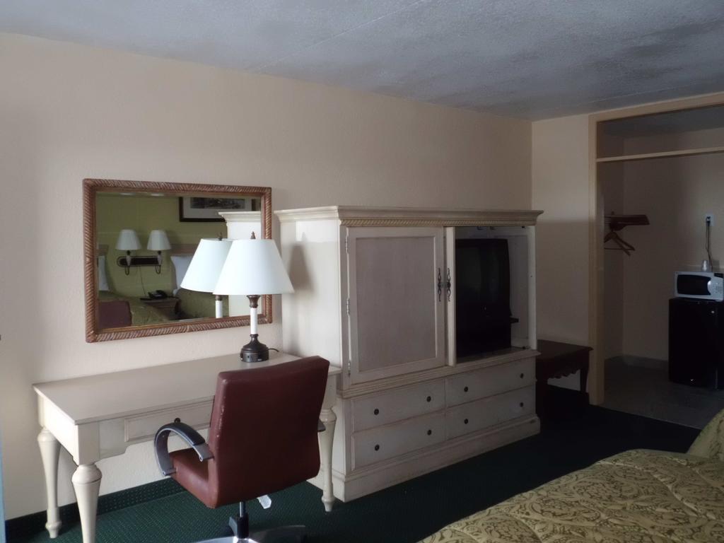 America'S Best Inn & Suites-Lakeland Eksteriør bilde