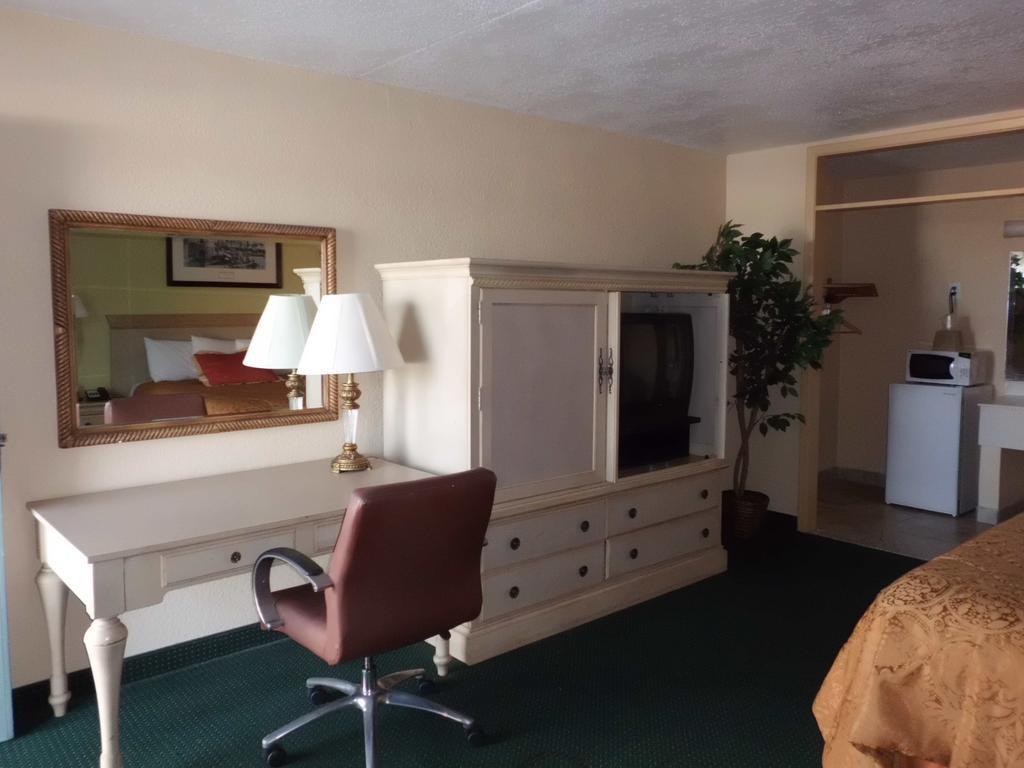 America'S Best Inn & Suites-Lakeland Eksteriør bilde